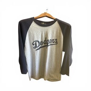 Gear For Sports Gray Tee with Navy Collar Dodgers Fans Baseball Athletic T-Shirt